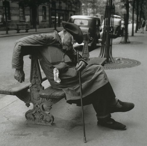 Louis Stettner - Montparnasse, 1951 Nudes & Noises  