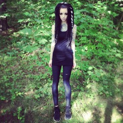 murderotic:  Was out for a loooong walk with my mum. We went