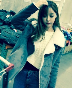 Shopping time! Not so glamorous outfit but was toooo cold for