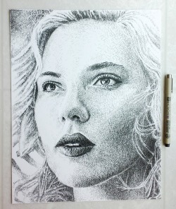 cityofcreativity:  Scarlett Johansson - Crosshatch in pen