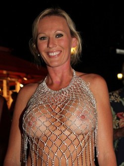 milfsally: Click here to bang a desperate MILF. Registrations