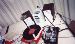 hiphopandanime:  Madlib’s recording setup in Sao Paulo, Brazil,