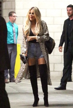 alldasheverything:  Khloé at Dave & Buster’s in Hollywood