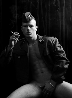 HUNKMEAT