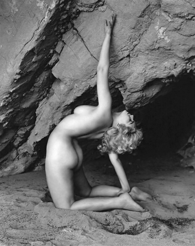 vintage-figure-studies:Honey Harmon AKA Laine Carlin.  Photo