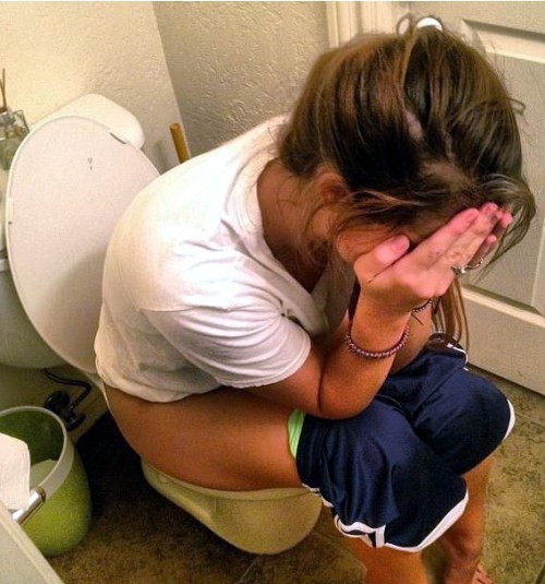 dimitrivegas:  Sheâ€™s pooping