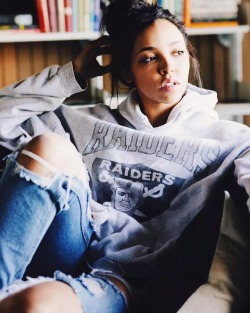 jaycooleyy:  Another WomanCrushWednesday of mine is Tinashe