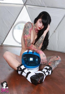 vomitocaleidoscopico:  Radeo♥ 