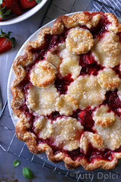 delicious-food-porn:  Strawberry Basil Pie