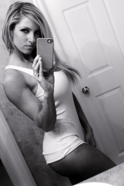 hardbody-fit-girls:  HardBodyFitGirls - Follow us for more fitness