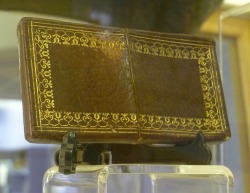 Calling card case made from the skin of the executed 18th c bodysnatcher