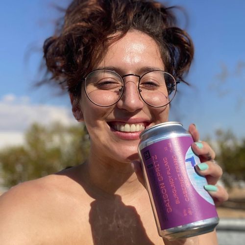 Happy girl in a tiny pool in the desert sponsored by @homagebrewing