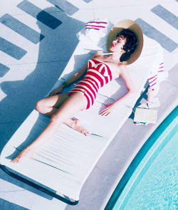 vintagegal:  Mara Lane in a Jantzen swimsuit at the Sands Hotel,