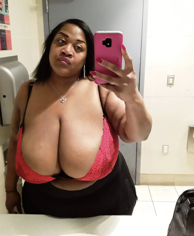 hugeknockersking:IG bbwlovelylady Traumhaft schön 