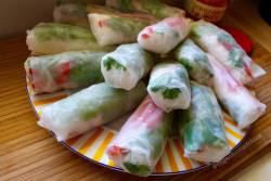 vegannomadchick:  I made spring rolls for lunch 😎 I filled