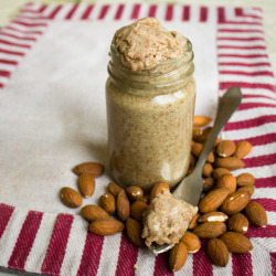 beautifulpicturesofhealthyfood:  Homemade Almond-Coconut Butter