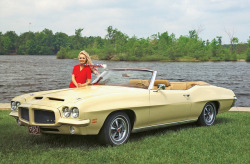 musclecardefinition:  1971 Pontiac GTO  