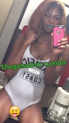 shegotadick:  LOCATED IN LONDON (Camden)For booking & cam2cam