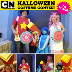 This adorable family costume wins for best Steven Universe costume!