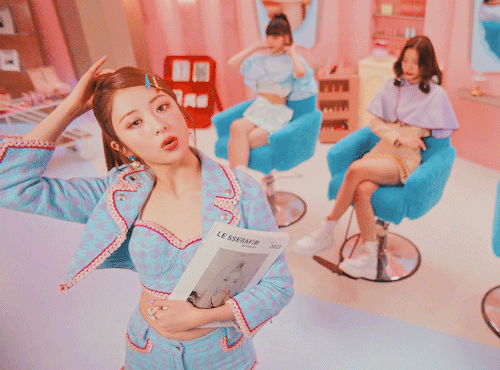 kpopggs:  LE SERRAFIM - FEARLESS JPN VERS 