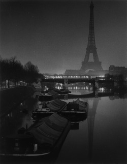 Paris ca. 1932 Photo: Brassai 
