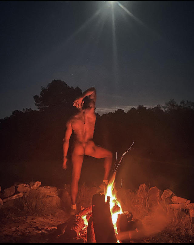 drtygeek:Moonlighting 🌕 great ass