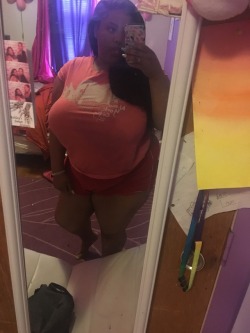 kylorenovated:Look at all that thickness 😋