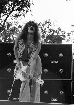 blacksabbathica:Geezer Butler performing at California Jam Festival