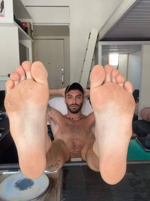 giveme your big foot