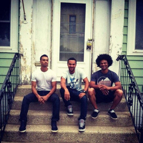 securelyinsecure:Jesse Williams & His Brothers  That’s one insanely gorgeous family! 