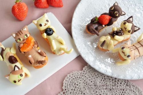 fumetsushinju:  mayahan:  Adorable Cat-Themed Desserts  No way, I could never eat those cats; they’re too cute for words! 
