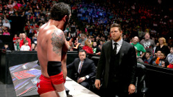 ohwadebarrett:  his arse ;)