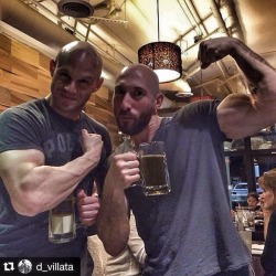 flex4mebigguy:  I want to go out drinking with those guys…