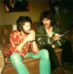 classic-roccker:  Eric Clapton and George Harrison! 