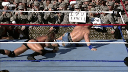 Some hot moments of Randy Orton in this match (X)  Big THANKS to