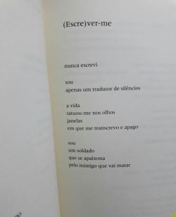 proezas:   Mia Couto, in “Poemas Escolhidos”, 2016.  