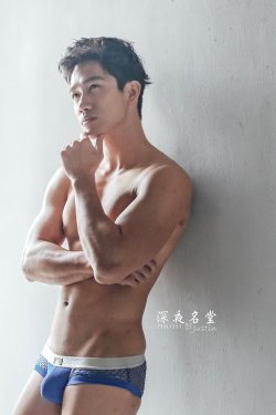 hunkxtwink: Justin Hsieh Photography   Hunkxtwink - More in my
