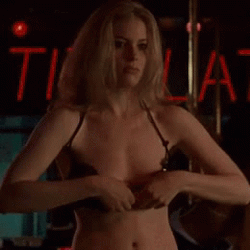 nothingbutsexygifs:  Original larger longer GIF HERE  or click