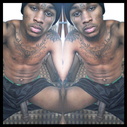 livin-life-the-gay-way:  imchillnjustchilln:  Instagram- kinggdayday