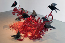  Javier Perez - Carroña (2012) - Glass chandelier and taxidermy