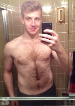 scruffyscruffies:And0810 26y/o NYC