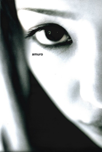 004blu:  Namie Amuro - ‘Tour a walk in the park’ photobook