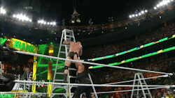 Tiny crack exposure from Randy Orton at Money In The Bank 2014