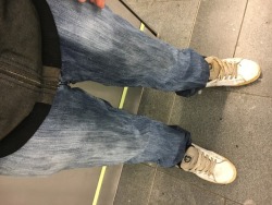 A filthy saturday in public - Part 5. More pissing, more leaking.