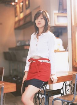 gkojax:  杉本有美＠カフェ店員風 ５ (via eroticyellow,