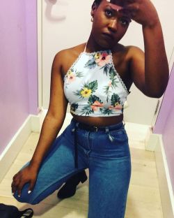 dianexa:  I only go to stores to try on the clothes and leave.