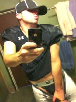 jock2strap:Welcome to the Super Bowl of BIKE jockstraps. He way