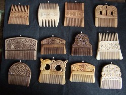 awesomeness2:heronskeleton: Viking Combs. The Vikings were very