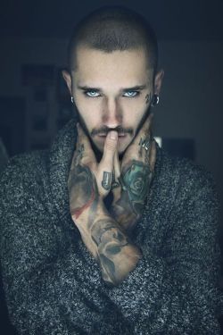 ileatherandlace:  Dawid Auguscik ♥  Follow us: www.ileatherandlace.tumblr.com