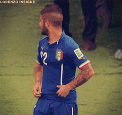 cumpletelyhappy:  manhood:    World Cup Bulge. Go Italy!!!! 